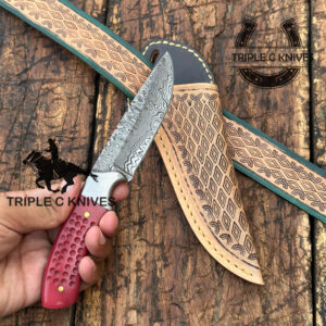 Custom made Damascus steel fixed blade cowboy knives also comes with leather Belt
